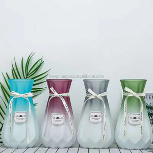 Vaso in Vetro Colorato all'Ingrosso per Decorazione d'Interni Bottiglia in Vetro Economica con Stampa Colorata - Product Image 4