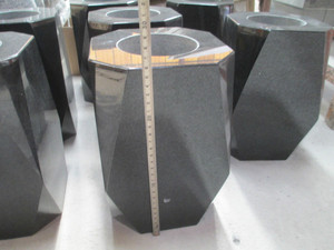 Pulido de Granito negro Chino Florero De Vidrio para Cementerio Lápida Precio - Product Image 3