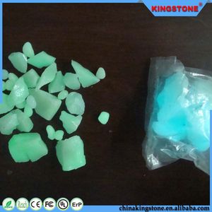 Puces <span class=keywords><strong>de</strong></span> <span class=keywords><strong>verre</strong></span> qui brillent dans le noir - Product Image 2
