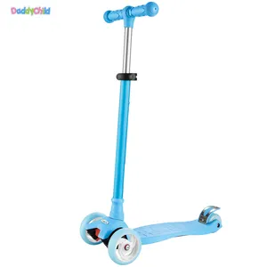 Yongkang cheap foot push kickboard three LED wheel kids ride kick pro maxi scooter with light