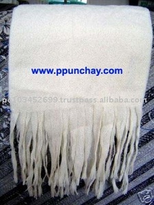 Écharpe en alpaga chaude et agréable du Pérou Catégorie traditionnelle Écharpes et châles Produit - Product Image 1