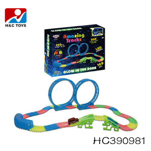 Set di Piste per <span class=keywords><strong>Auto</strong></span> Elettriche in Plastica per Bambini dai 5 ai 7 Anni, Vendita all'Ingrosso - Product Image 6