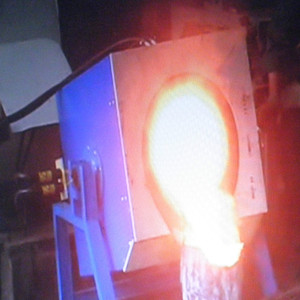Energy Saving haute vitesse de chauffage utilisé 400 kg MF induction four de fusion pour <span class=keywords><strong>la</strong></span> fusion de Niobium fer - Product Image 1