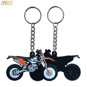 Porte-clés en caoutchouc souple modèle <span class=keywords><strong>moto</strong></span> cool, porte-clés <span class=keywords><strong>de</strong></span> course automobile, PVC 3D, 2 couleurs, cadeau promotionnel - Product Image 1