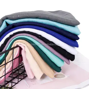 بيع بالجملة أزياء شال لامع لون واحد حجاب امرأة مسلمة بريق فسكوزي وشاح طويل - Product Image 1
