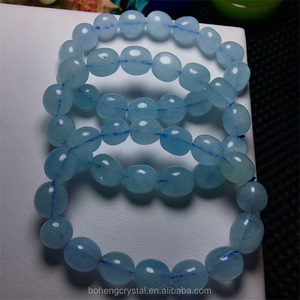Venta al por mayor cristal natural Aquamarine irregular pulsera - Product Image 6