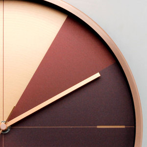 Đồng Hồ Treo Tường Hiện Đại Kim Loại Chất Lượng Cao Nối Màu Đỏ Vàng Đồng 10 Inch Đồng Hồ Nhỏ Tối Giản Trang Trí Phong Cách Sang Trọng - Product Image 5