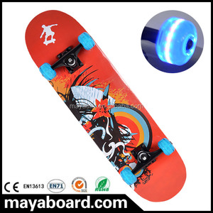 2017 Nuevo diseño de patín barato 4 ruedas patineta - Product Image 1