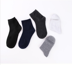 Chaussettes noires en bambou personnalisées 100% Chaussettes de travail pour hommes - Product Image 2