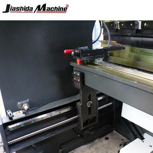 Freno de prensa WC67K de tipo pequeño, máquina dobladora de chapa metálica, 63T, bajo costo, eficiente - Product Image 2