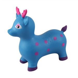 Joli <span class=keywords><strong>jouet</strong></span> de cerf gonflable en PVC écologique mignon pour les filles pour le jeu en plein air et les aventures de saut - Product Image 1