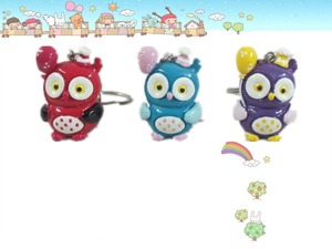 De alta calidad de <span class=keywords><strong>S</strong></span>/3 polyresin colorido llavero búhos vistiendo diadema retro día de San Valentín o regalos de navidad festival de artesanía - Product Image 1