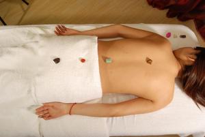 Kit de 60 <span class=keywords><strong>Piedras</strong></span> de Masaje Calientes de Basalto Negro Natural, <span class=keywords><strong>Piedras</strong></span> de Roca <span class=keywords><strong>para</strong></span> Masaje Facial, <span class=keywords><strong>Piedras</strong></span> Calientes <span class=keywords><strong>para</strong></span> Terapia de Belleza y Spa - Product Image 6