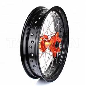 Jeu de jantes à rayons Supermoto 17'' pour Kawasaki Honda Suzuki Yamaha KTM HUSQVARNA GasGas Beta Sherco - Product Image 3