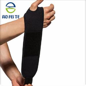 التفاف دعم المعصم قابل للتعديل يساعد على النفق الرسغي ، RSI ، التهاب المفاصل ، التهاب الأوتار ، والالتواءات - Product Image 1