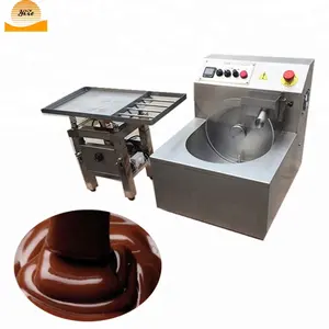 振動テーブル付き小型自動チョコレート強化機チョコレート溶融コーティングバイブレーター機