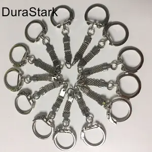Chaîne de bijoux en métal couleur argent de type plat porte-clés