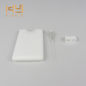 Thiết Kế Mới 20 Ml Trắng Nước Hoa Túi <span class=keywords><strong>Atomizer</strong></span> Vuông Thẻ Tín Dụng Nước Hoa Chai Cho Du Lịch - Product Image 3