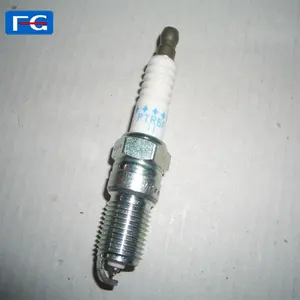 Bujías de Platino de Alta Calidad para Automóviles PTR5F-11 22401-8H515, Bujías para Motor de Automóvil - Product Image 1