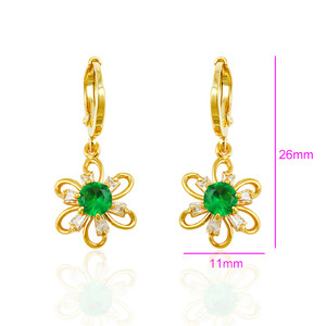 Xuping Dubai 24K color oro joyas de imitación flores diamante <span class=keywords><strong>vere</strong></span> y strass estilo elegante aretes para mujeres - Product Image 1