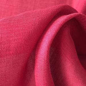 Expédition rapide <span class=keywords><strong>de</strong></span> tissu tricoté teint en <span class=keywords><strong>jersey</strong></span> <span class=keywords><strong>de</strong></span> <span class=keywords><strong>soie</strong></span> <span class=keywords><strong>de</strong></span> mûrier pur 100% <span class=keywords><strong>de</strong></span> Chine pour les sous-vêtements en <span class=keywords><strong>soie</strong></span> - Product Image 5
