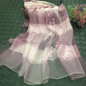 La più recente di lusso splendido USA estate fazzoletto dupatta bandana delle donne headaccessories ricamato fiori di seta di lana hijab