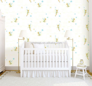 Papel Tapiz Infantil con Diseño de Dibujos Animados de una Temporada Mágica - Product Image 1