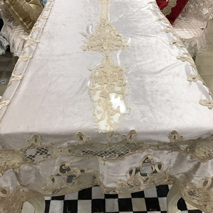 Élégant De Luxe Beige Velours Banquet Nappe - Product Image 6
