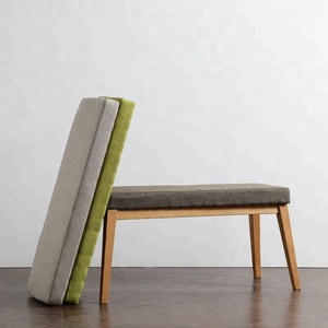 Moderna coperta imbottita panca con gambe in <span class=keywords><strong>legno</strong></span> e cuscino lungo fine letto sgabello panca per la camera da letto - Product Image 3