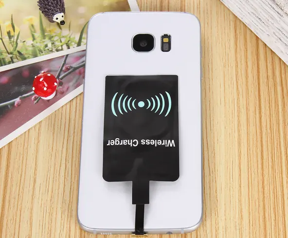 Hot Selling Wholesale Wireless Charger Receiver QI Standard Wireless Charger Receiver for iPhone Android Samusng Type C