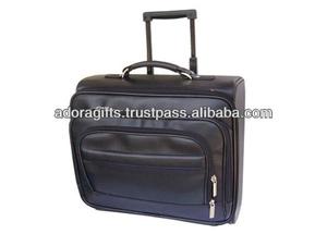 Bolsa de Viaje Expandible de Piel Sintética de Alta Calidad y Duradera (Negra) con Cierre de Cremallera / Bolsa de Viaje con Ruedas para Fin de Semana - Product Image 2