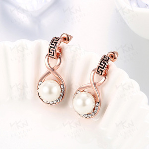 Más nuevo estilo pendientes 18 K chapado en oro rosa rhinestone perla pendientes para <span class=keywords><strong>las</strong></span> mujeres - Product Image 2