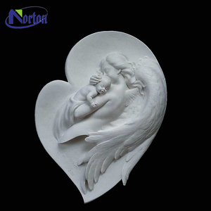 Statua di Angelo in Marmo Bianco Personalizzabile, Cupido Alato Scolpito a Mano per Interni ed Esterni, Giardini e Ville - Product Image 3