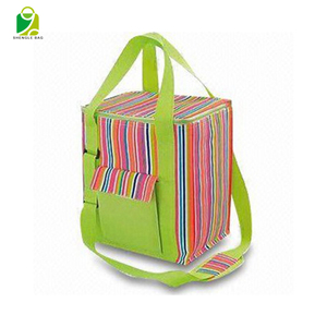 Paquete de 36 bolsas de almuerzo con aislamiento <span class=keywords><strong>Coors</strong></span> Light Durable Deluxe - Product Image 3