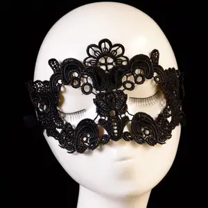 Yiwu fábrica de joyería festival fiesta de baile de encaje bordado parche diseño simple partido de la mascarada máscara