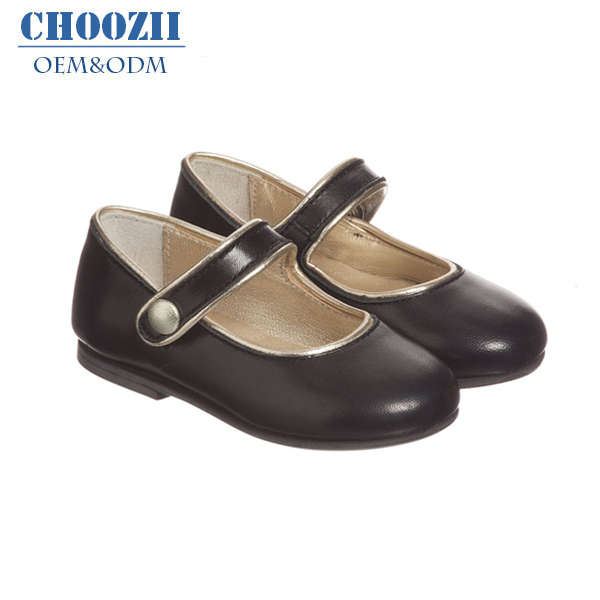 Детская летняя красивая кожаная обувь на плоской подошве для девочек-подростков