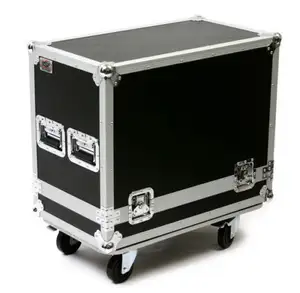 Road Flight Case for a Fender Twin Reverb Amplifier w/4" Casters