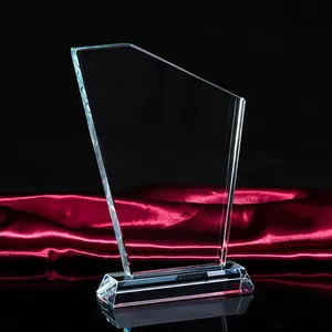 Pujiang थोक ऑप्टिकल k9 क्रिस्टल ग्लास ट्रॉफी यूवी मुद्रण के लिए 2020 व्यक्तित्व अनुकूलित रिक्त क्रिस्टल पुरस्कार ट्राफियां