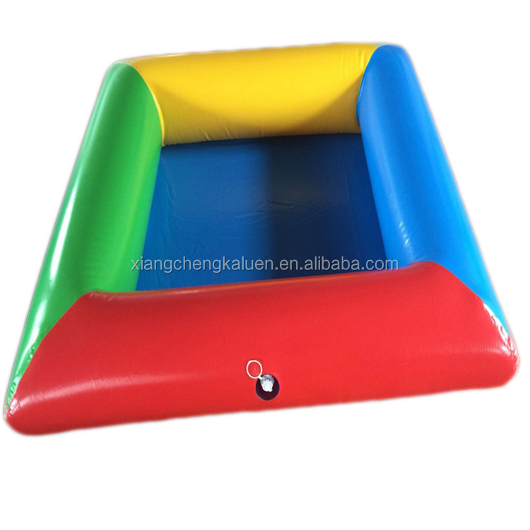 Piscina gonfiabile con sabbia 2*2*0,3 m