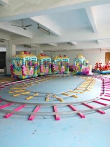 Noqi 2016 nouveau modèle <span class=keywords><strong>parc</strong></span> d'attractions jouets petit <span class=keywords><strong>parc</strong></span> d'attractions trains pour vente - Product Image 2