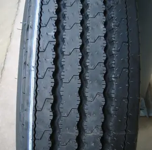 中国制造的卡车轮胎265/70R19.5