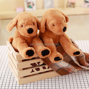 Boneka lembut hewan mainan boneka bayi kustom ramah kulit anjing <span class=keywords><strong>pug</strong></span> berbaring kuning