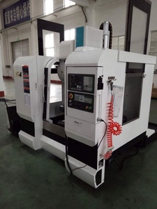 Centre d'usinage vertical CNC miniature VMC400E - Product Image 4