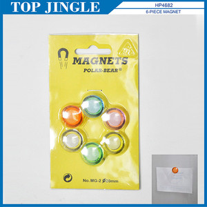 Aimant en plastique pour réfrigérateur à double triangle latéral - Product Image 4