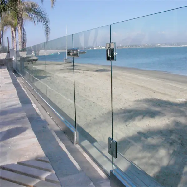 Forma di U in alluminio canale frameless top corrimano ringhiera in vetro disegni ringhiera in alluminio terrazza ringhiera