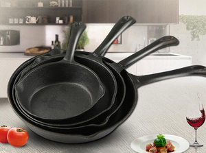 Poêle à crêpes en fonte pré-assaisonnée de 6 pouces en gros - Product Image 4