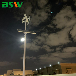 Prix usine lampadaires longues heures de travail vent solaire hybride rue LED lumières commercial lampadaire solaire - Product Image 4