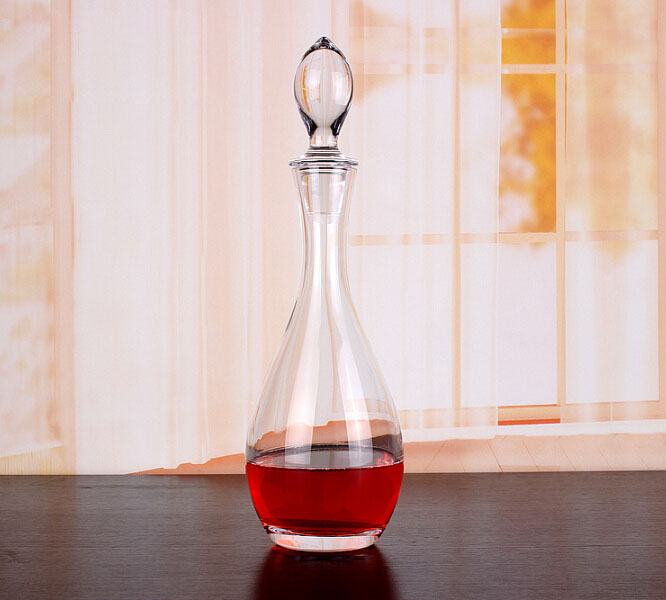Wholesale Antique Slanted Cutting Crystal Wine Decanter