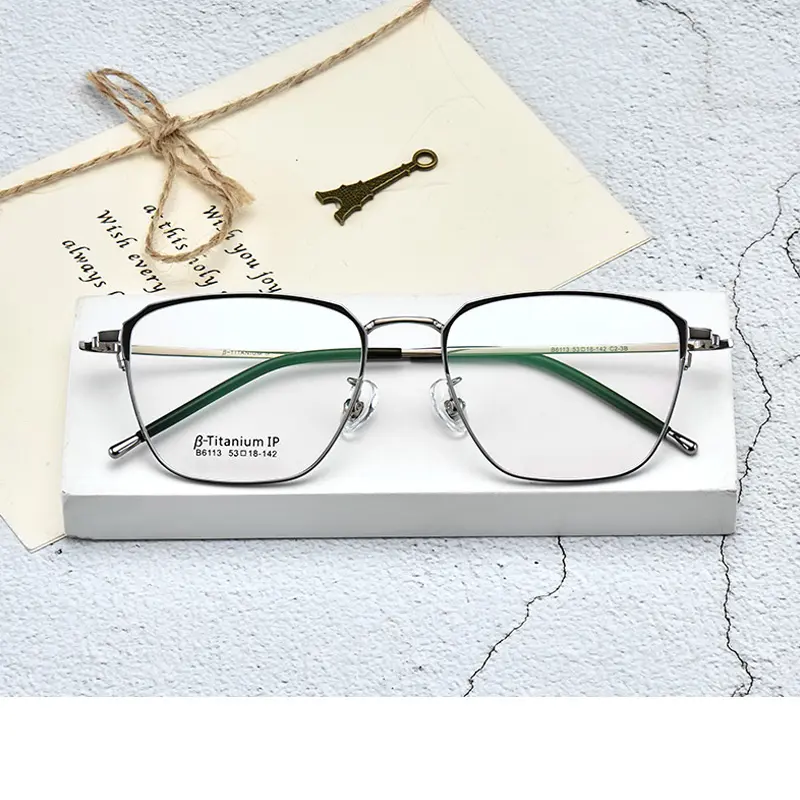 Premium Fashion Vierkante Full Frame Titanium Optische Eyeglassses Frames Fabriek Eyewear Blauw Licht Blokkeren Bril