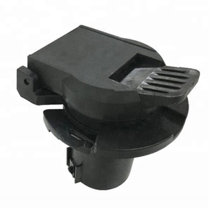 ספק סיני <span class=keywords><strong>7</strong></span> דרך פין 12 V/24 V רכב צד קרוואן סוף להב שקע מהיר מחבר - Product Image 1